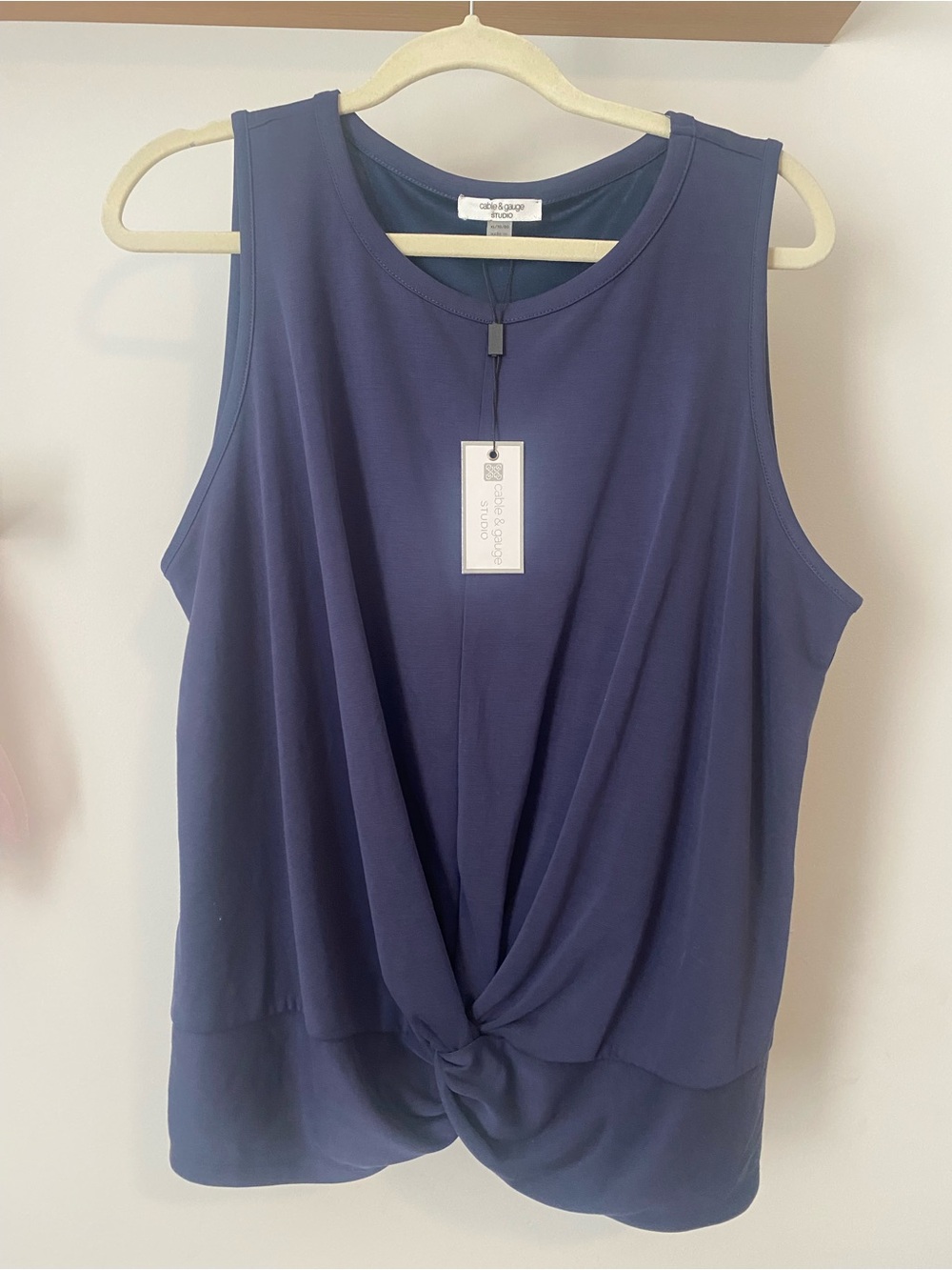 Cable & Gauge Navy Twist-Front Sleeveless Tank